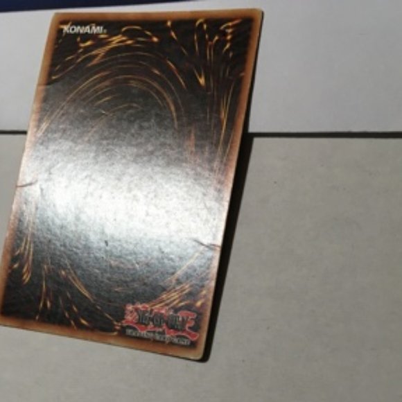 Winged Kuriboh DR3-EN185 - Super Rare Dark Revelation 3 DR3 yugioh cards tcg - Picture 2 of 2